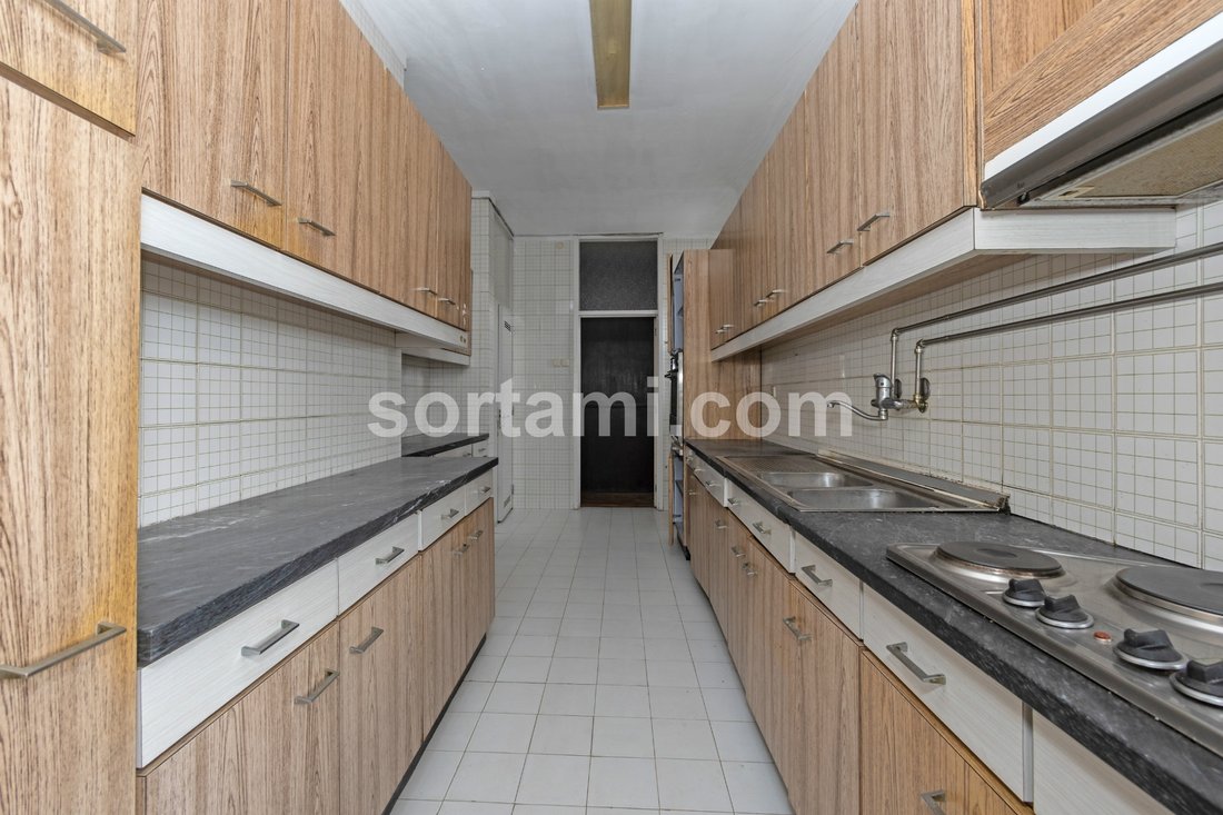 Apartment in Cedofeita, Santo Ildefonso, Se, Miragaia, Sao Nicolau e Vitoria, Porto District, Portugal 5 - 16570823