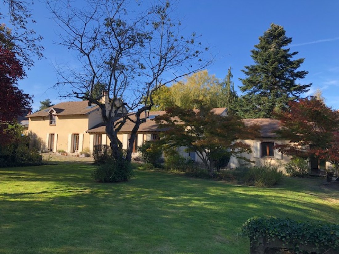 House in Rochefort-en-Yvelines, Ile-de-France, France 1 - 16570972