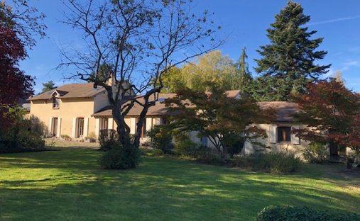 House in Rochefort-en-Yvelines, Ile-de-France, France 1