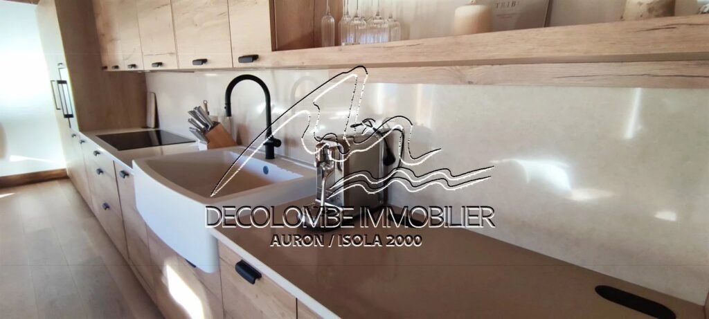 House in Isola, Provence-Alpes-Côte d'Azur, France 5 - 16569054