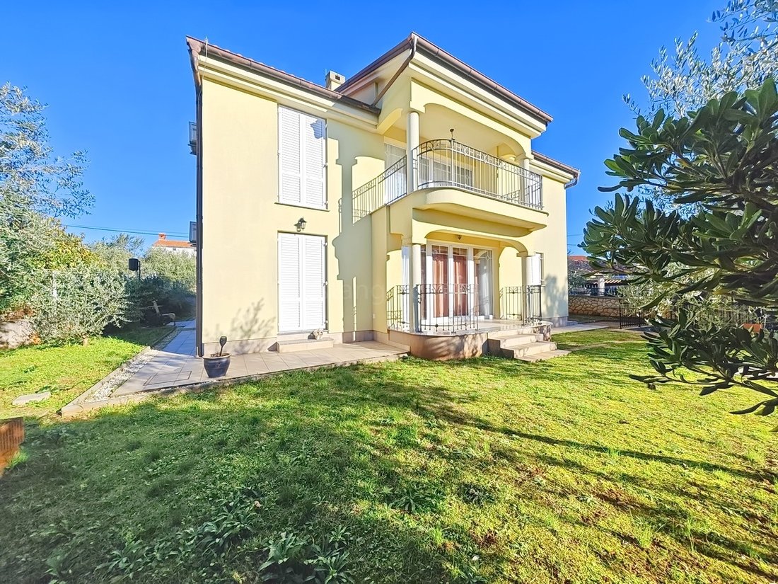House in Malinska, Primorje-Gorski Kotar County, Croatia 1 - 16573282