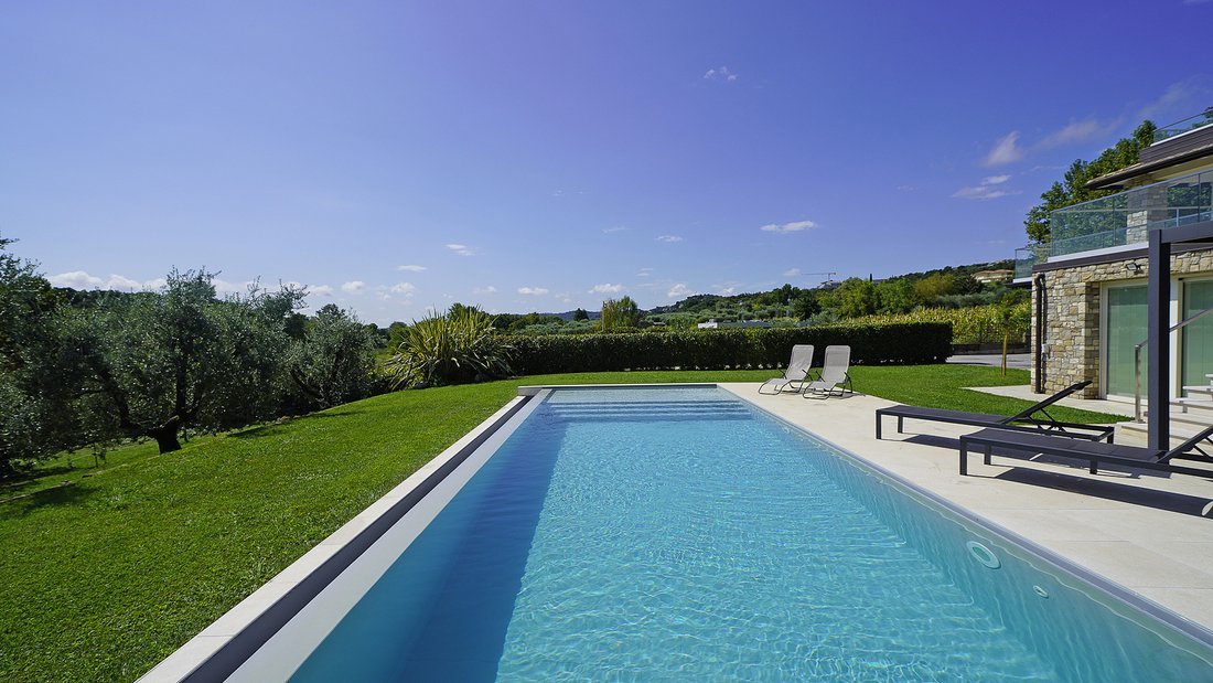 Villa in Moniga del Garda, Lombardy, Italy 4 - 16572690