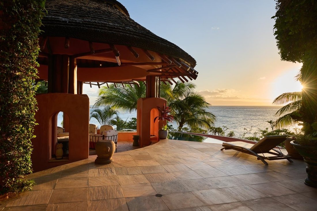 House in Lahaina, Hawaii, United States 1 - 16572570