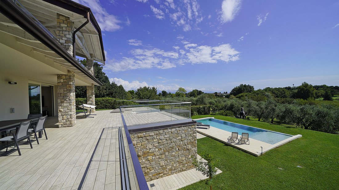 Villa in Moniga del Garda, Lombardy, Italy 5 - 16572690