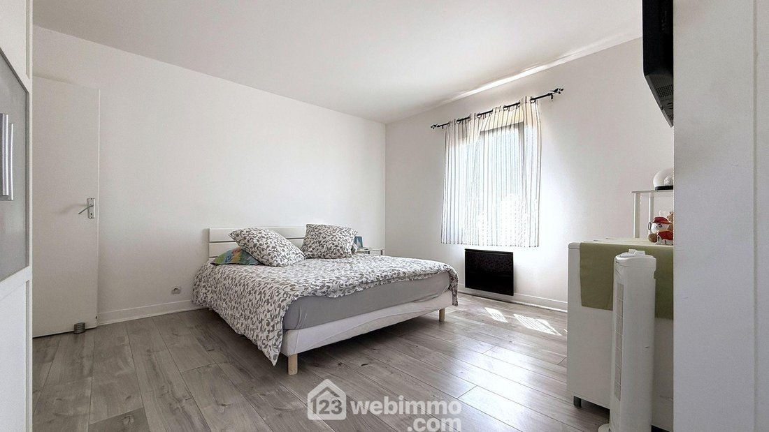 Villa in Vieux Village-Murs du Parc, Marolles-en-Brie, France 4 - 16569646
