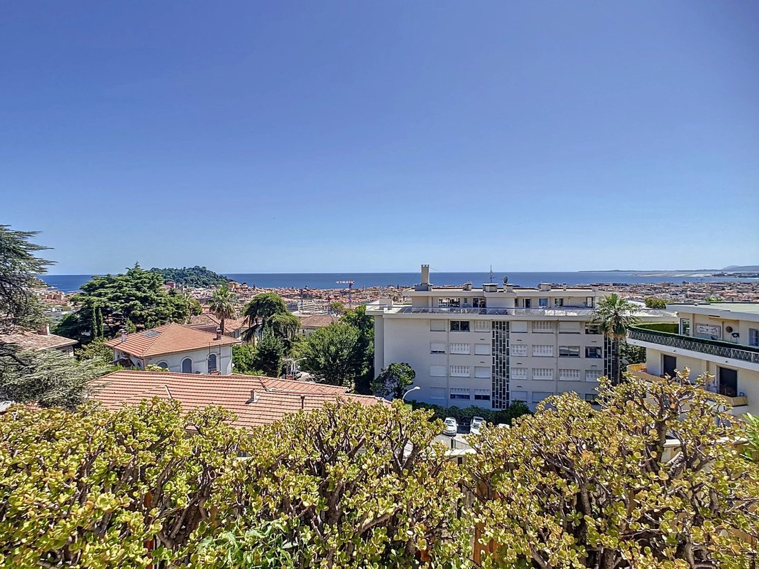 Apartment in Cimiez, Nice, France 1 - 16569485