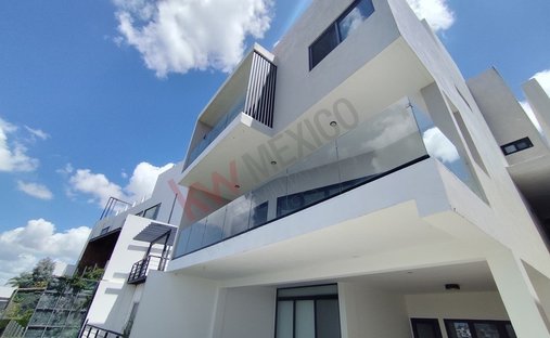 House in Santiago de Querétaro, Querétaro, Mexico 1