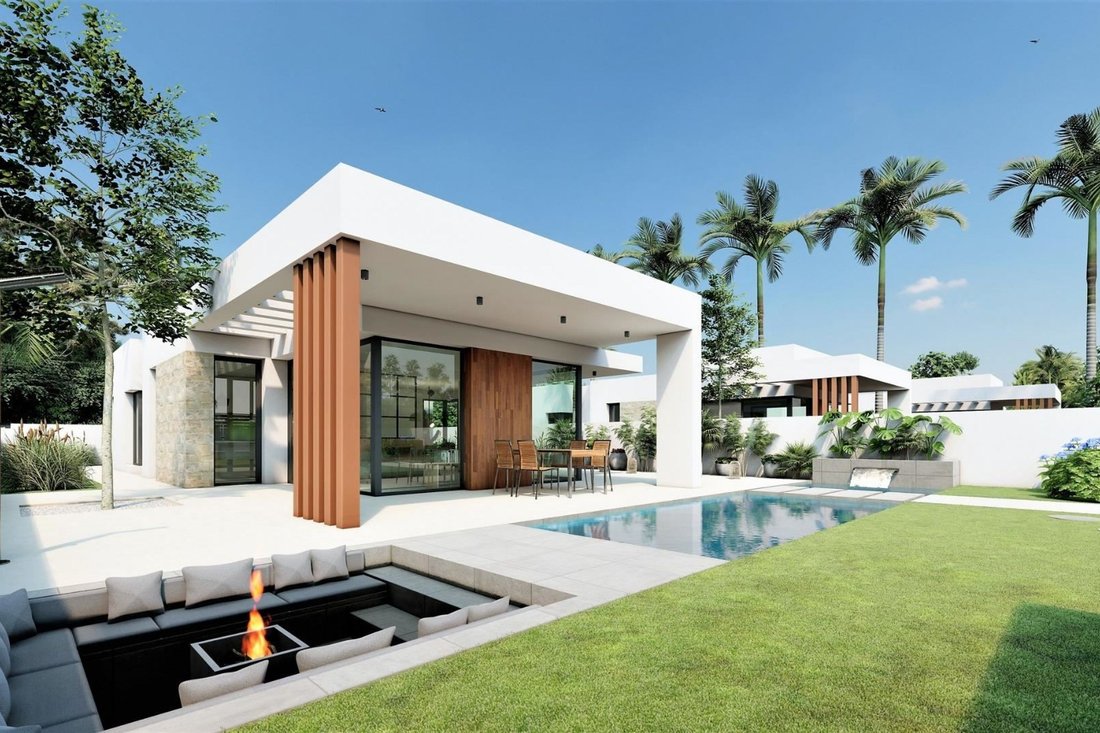 Villa in San Fulgencio, Valencian Community, Spain 2 - 16569657