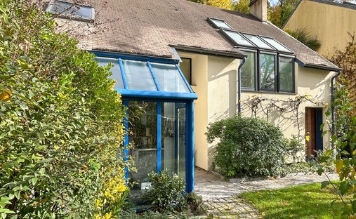 House in La Frette-sur-Seine, Ile-de-France, France 1