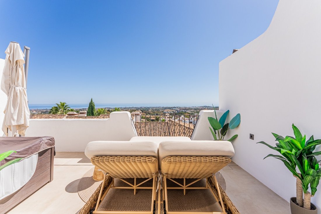 Townhouse in Benahavis, Andalusia, Spain 4 - 16568621