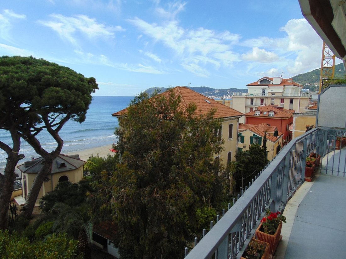 Apartment in Center, Alassio, Italy 5 - 16569023