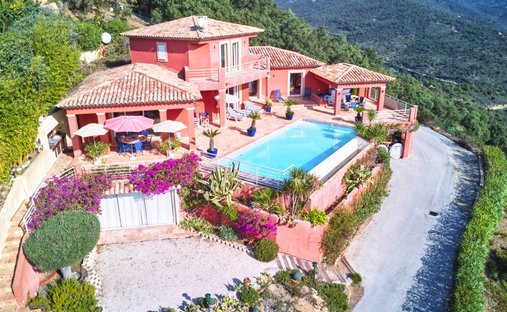 Villa in Nartelle-Noyer-Bellevue-bd des Sardinaux, Sainte-Maxime, France 1