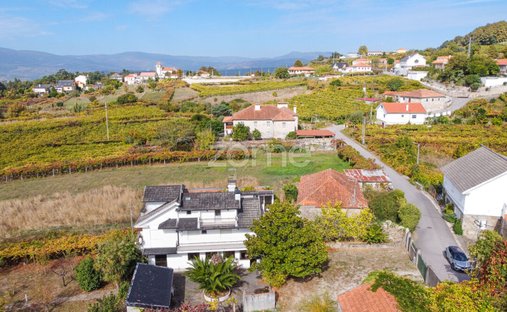 Finca in Vila e Roussas, Distrikt Viana do Castelo, Portugal 1