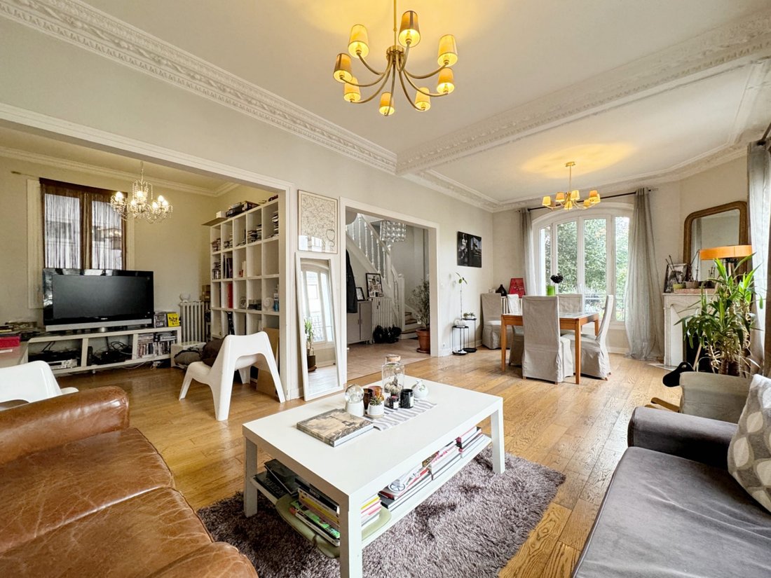 House in Vitry-sur-Seine, Ile-de-France, France 1 - 16570958