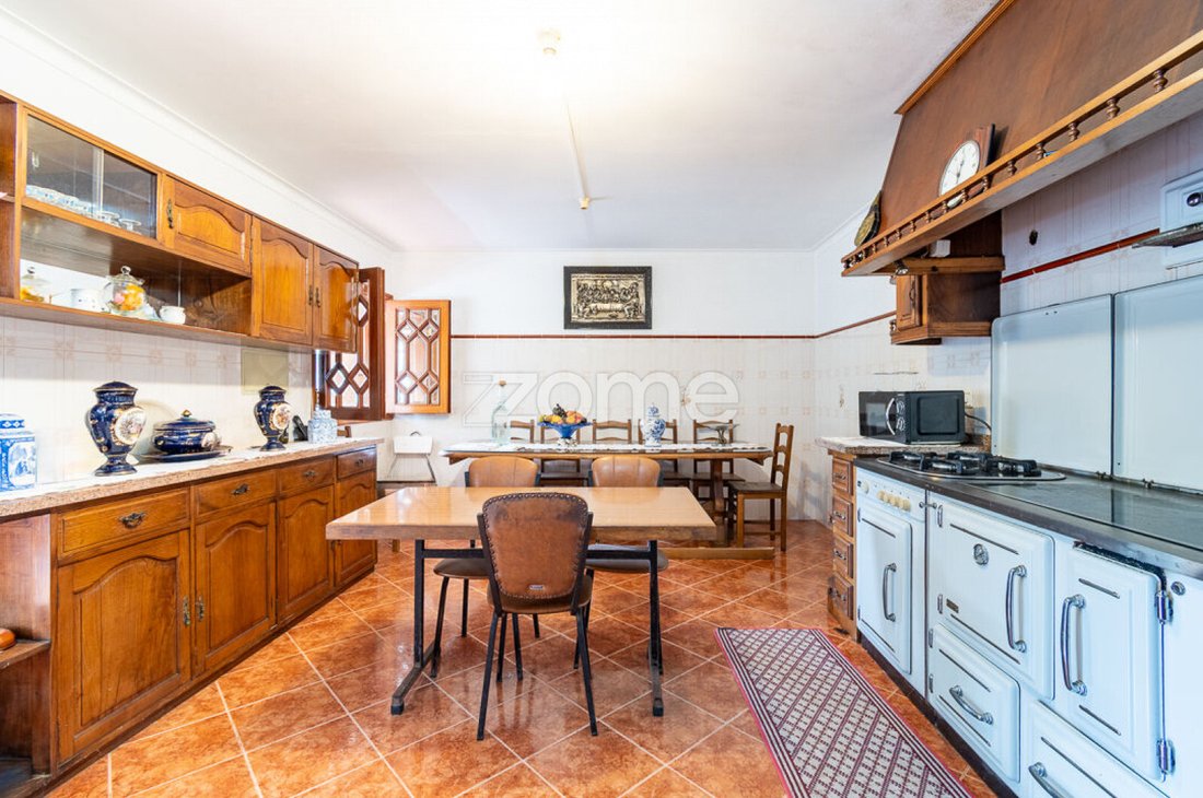 Finca in Vila e Roussas, Viana do Castelo District, Portugal 1 - 16571527