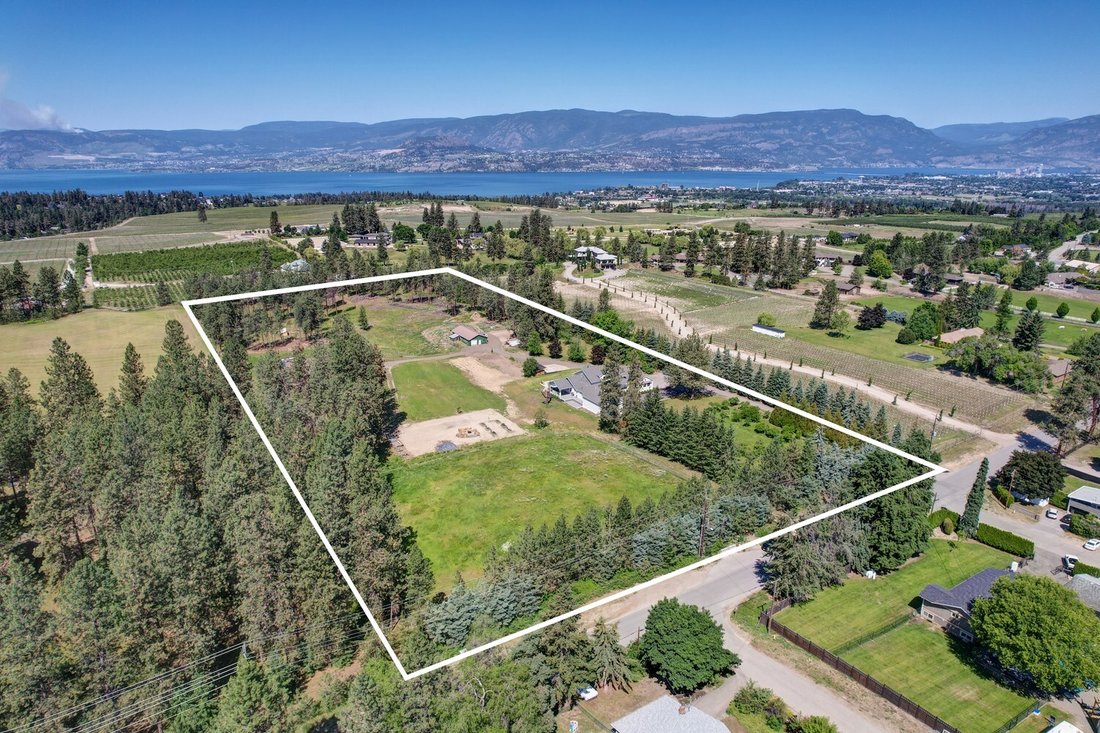 Casa a Kelowna, Columbia Britannica, Canada 2 - 16572017