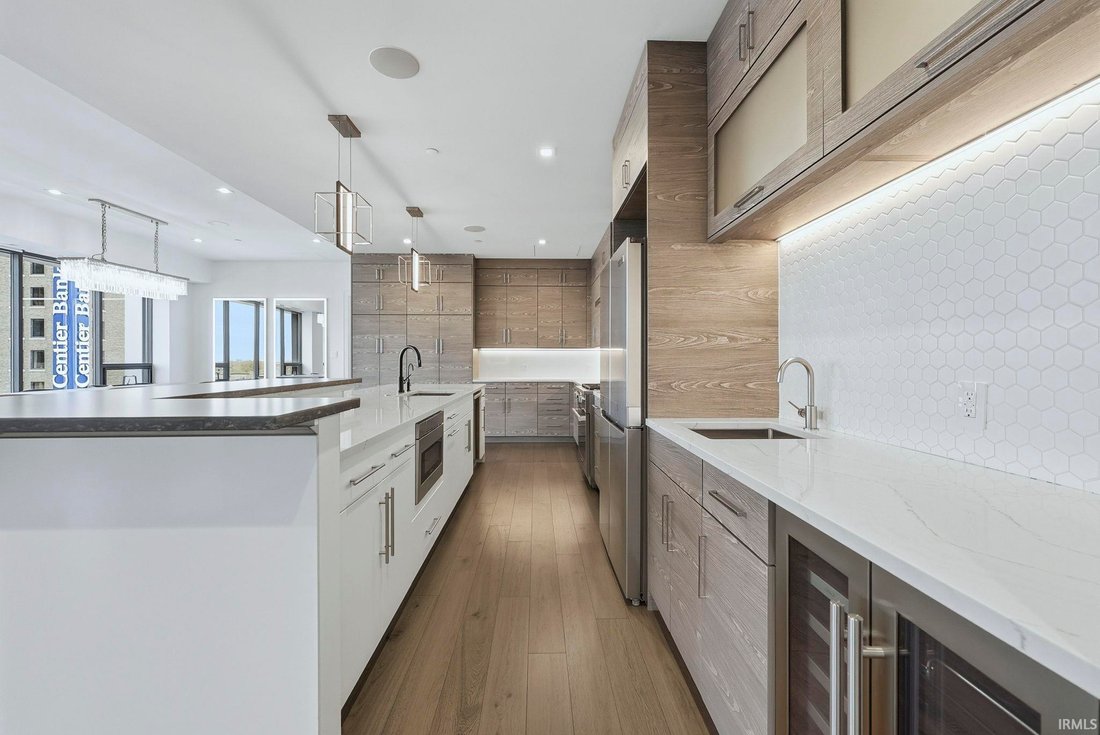 Condo in Fort Wayne, Indiana, United States 3 - 16488903