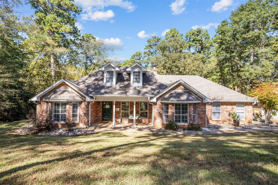 House in Crockett, Texas, United States 1 - 16571426