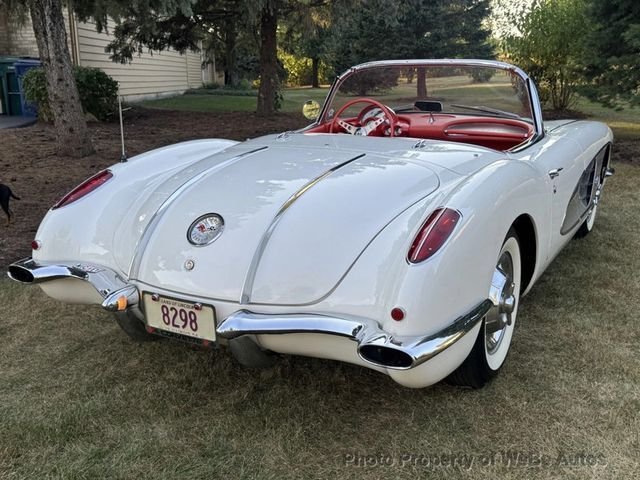 Chevrolet Corvette in Calverton, NY, United States 4 - 16570875