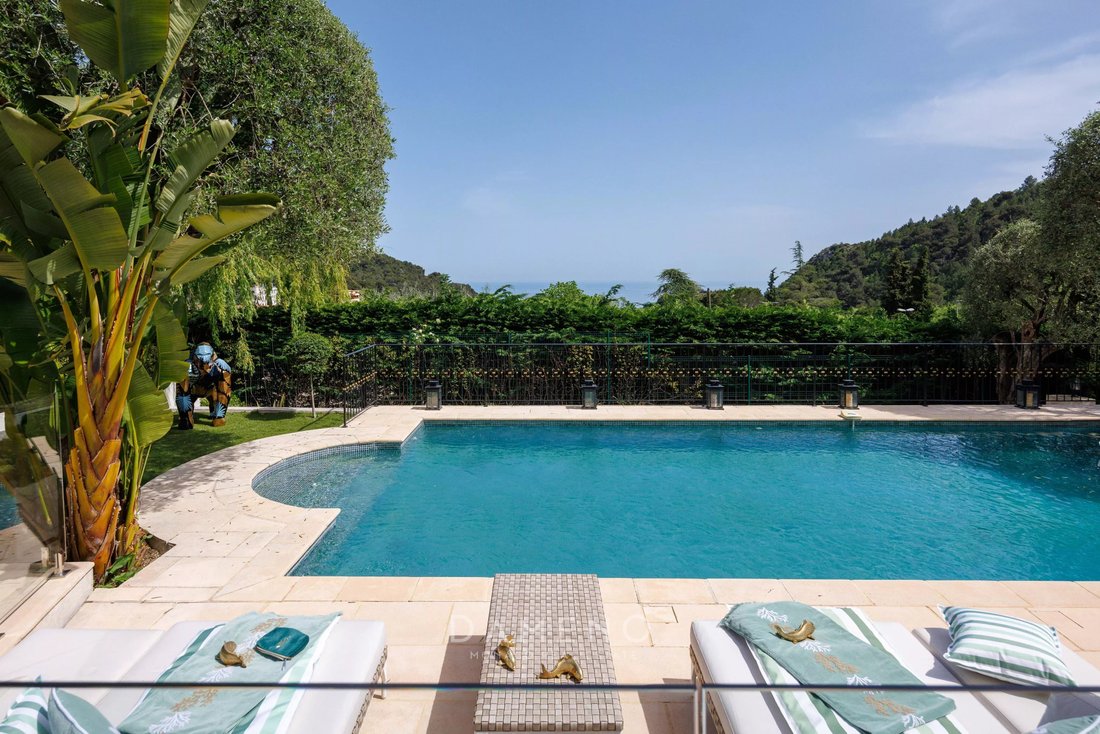 House in Èze, Provence-Alpes-Côte d'Azur, France 2 - 16568618