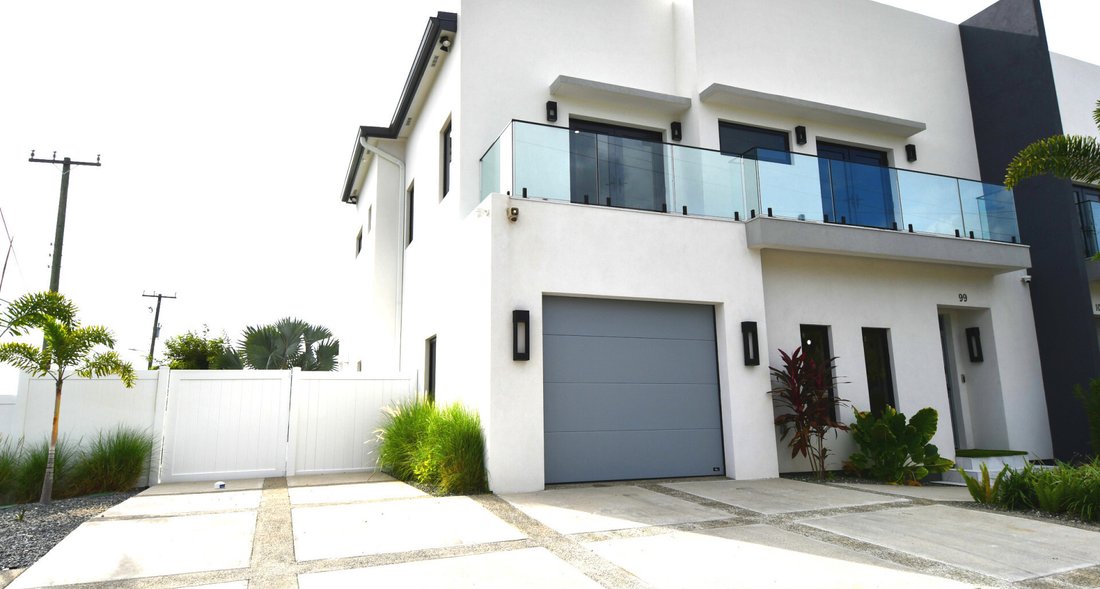 House in West Bay, West Bay, Cayman Islands 2 - 16571215