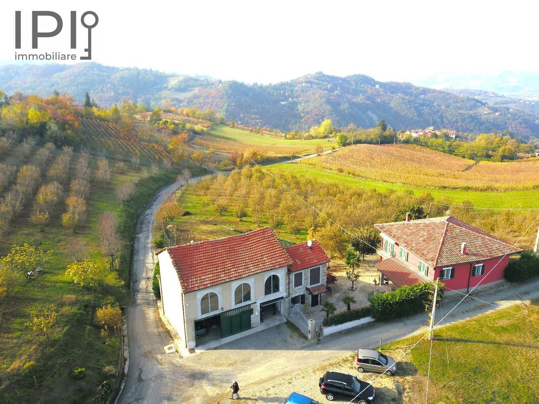 Villa in Center, Acqui Terme, Piedmont 1 - 16568931
