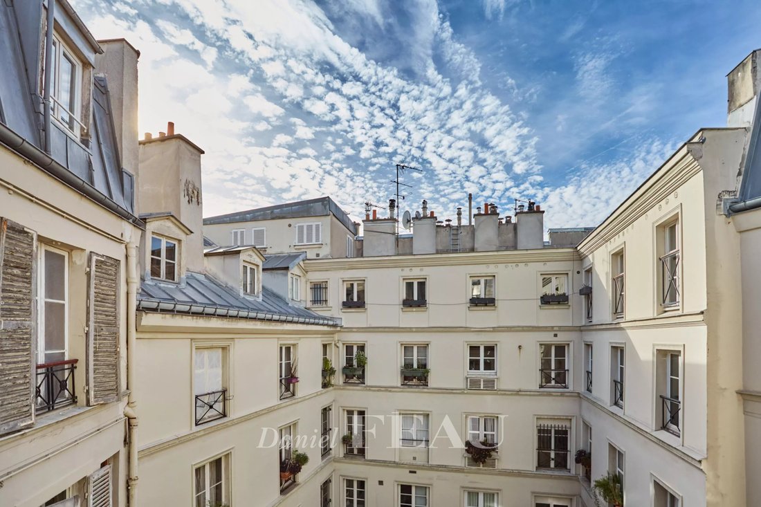 Apartment in Saint Thomas d'Aquin, Paris 7e Arrondissement, Paris 2 - 16568581