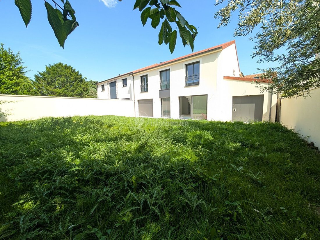 House in Le Chesnay, Le Chesnay-Rocquencourt, France 1 - 16202878