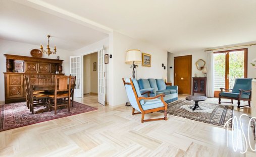 House in La Prevote, Thiais, France 1