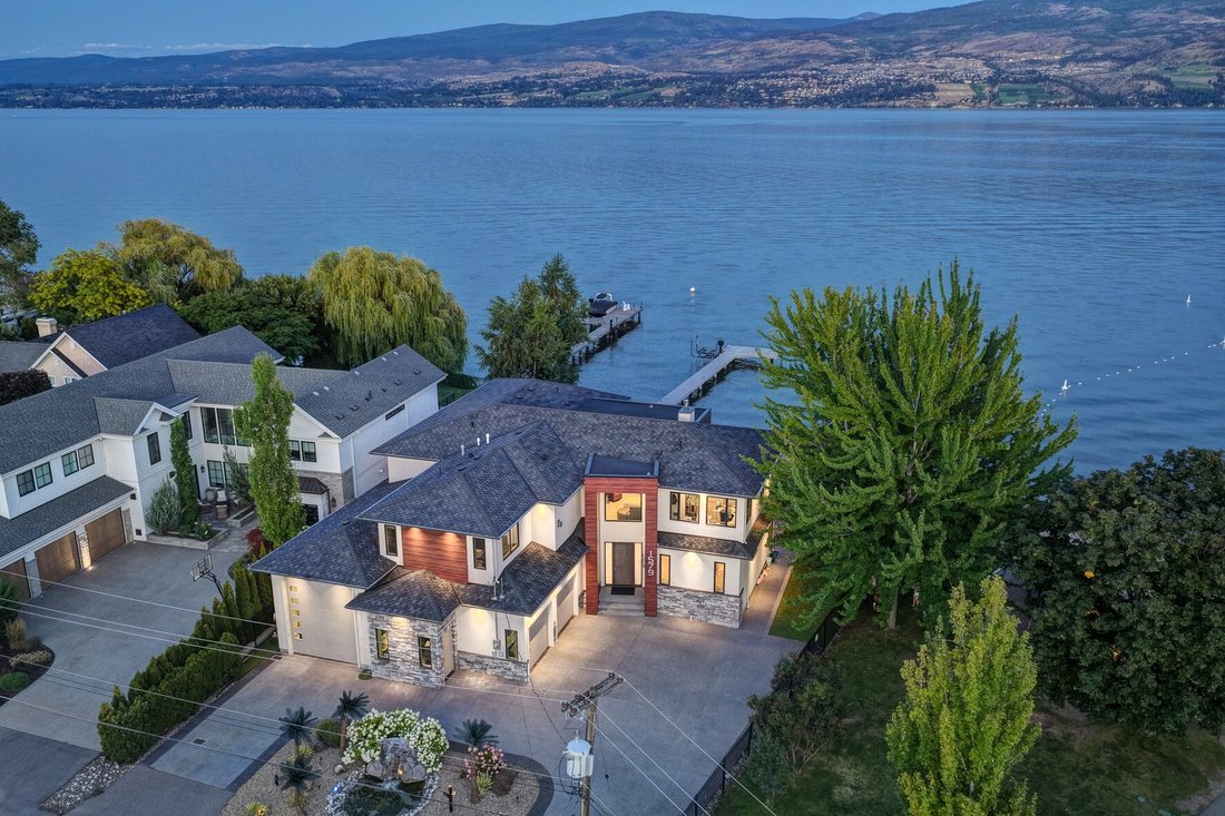 House in West Kelowna, British Columbia, Canada 1 - 16572044