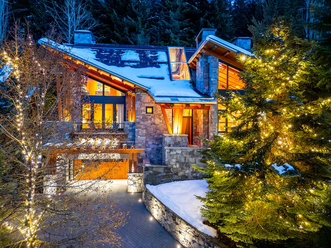 Casa en Whistler, Columbia Británica, Canadá 3 - 16571937