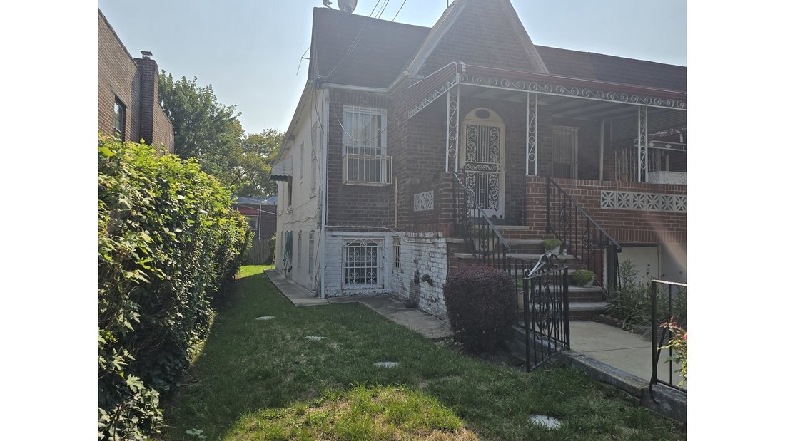 House in New York, New York, United States 5 - 16482560