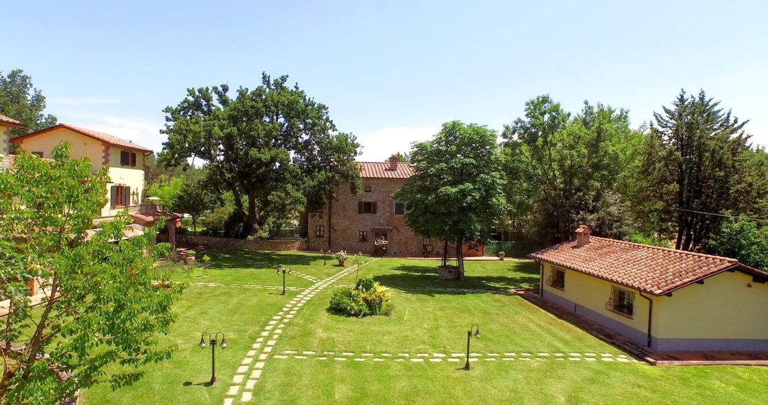 Estate in Citerna, Umbria, Italy 2 - 16570614