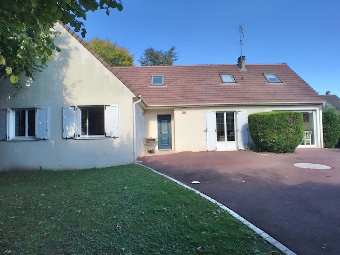 House in Cernay-la-Ville, Ile-de-France, France 1 - 16571015