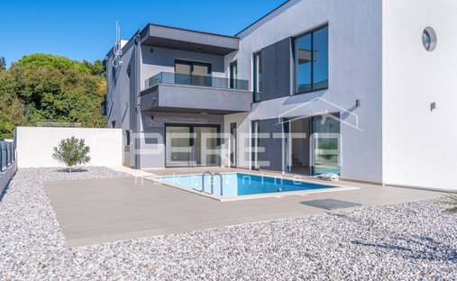 House in Liznjan, Istria County, Croatia 1