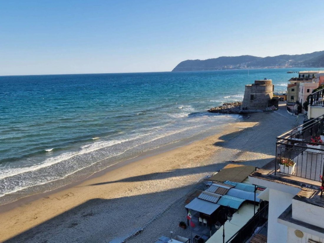 Apartment in Central Hill, Alassio, Liguria 1 - 16568837