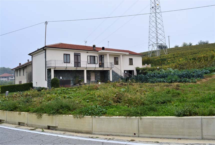 Casa en Mango, Piamonte, Italia 2 - 16568820
