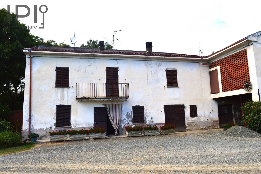 Country House in Quaranti, Piedmont, Italy 4 - 16568984