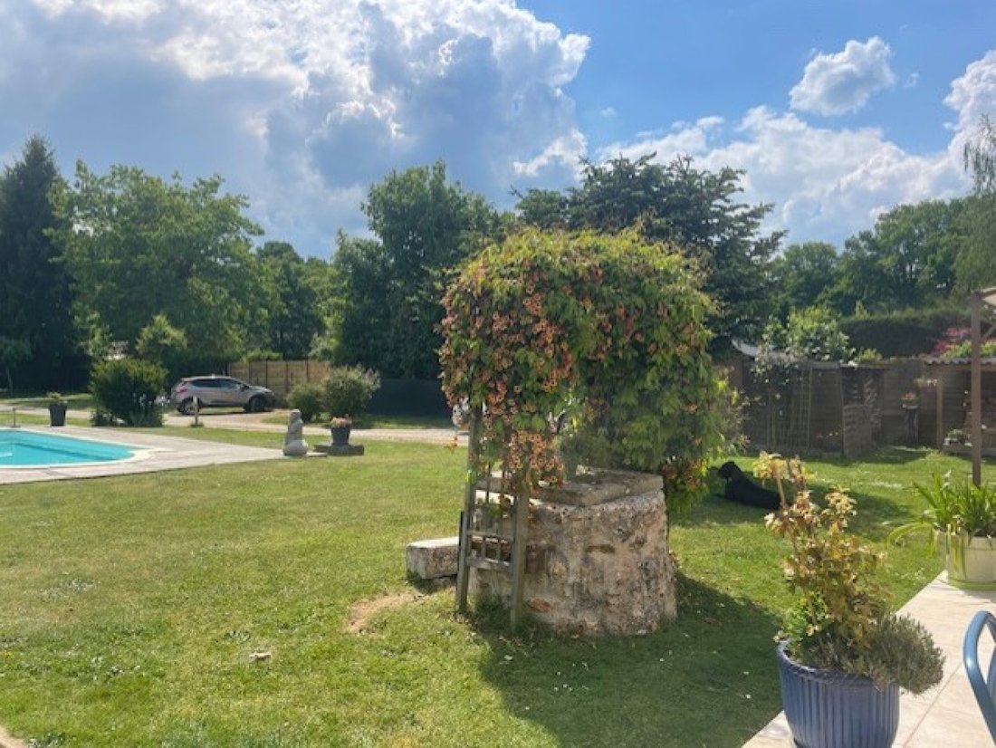 House in Bullion, Ile-de-France, France 3 - 16571048