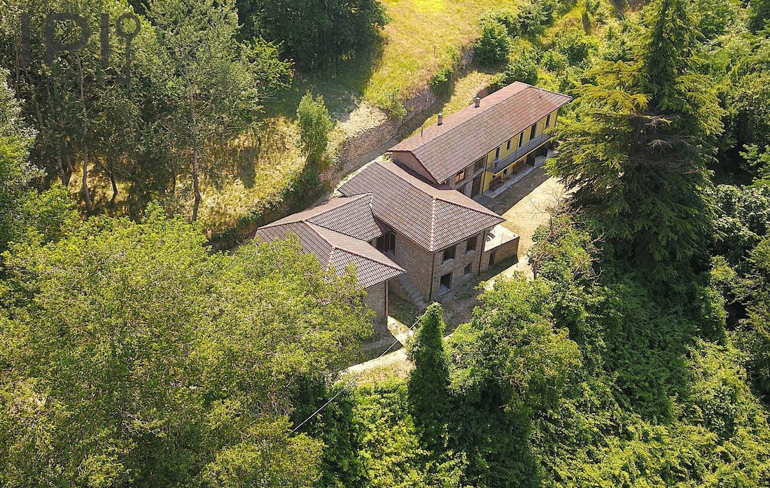 Villa in Roccaverano, Piedmont, Italy 2 - 16568666