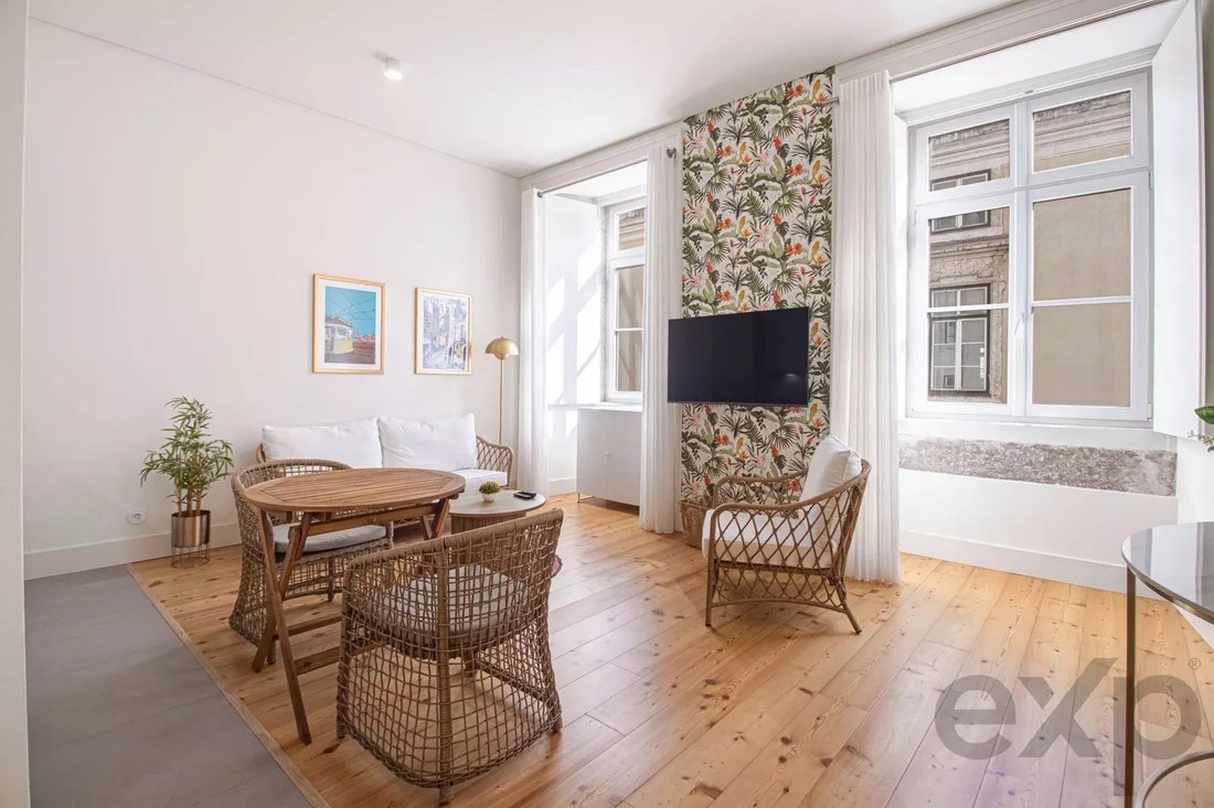 Apartment in Misericordia, Lisbon, Portugal 2 - 16563016