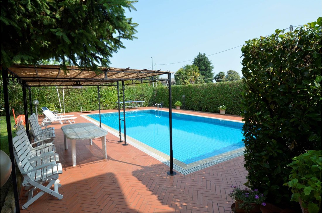 Villa in Volpago del Montello, Veneto, Italy 3 - 16569013