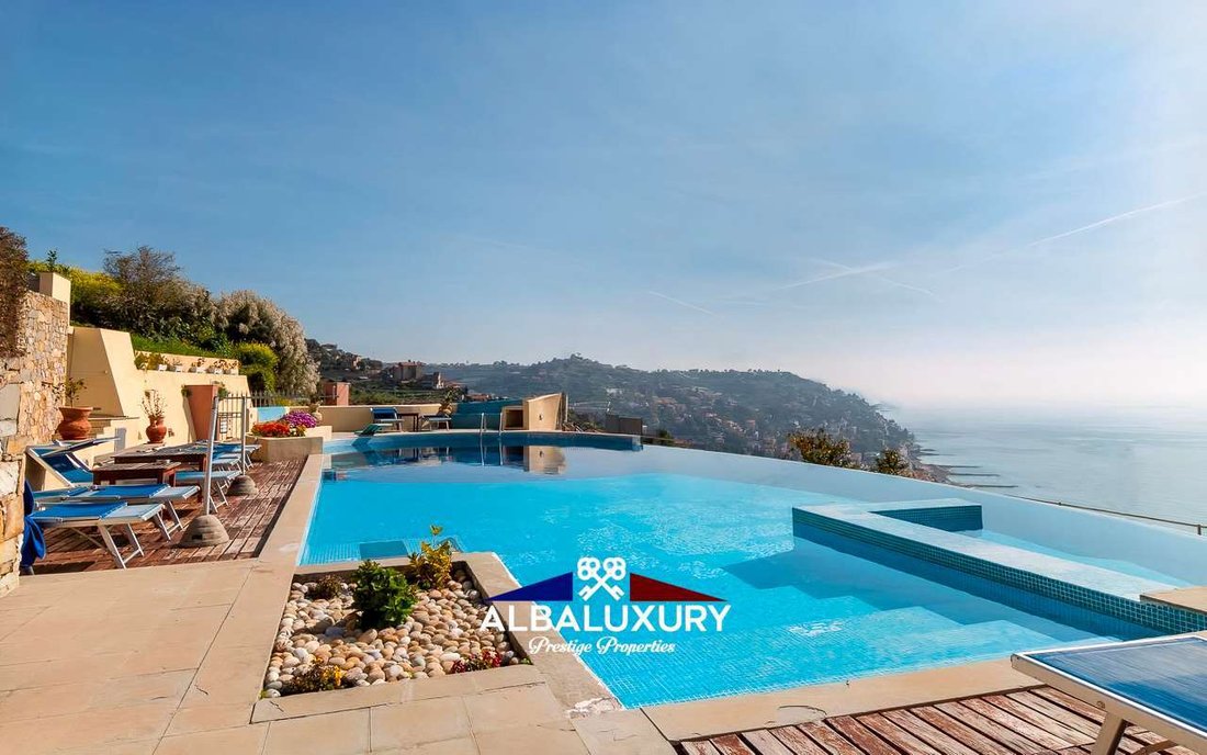 Villa in Center, Ospedaletti, Liguria 5 - 15063627