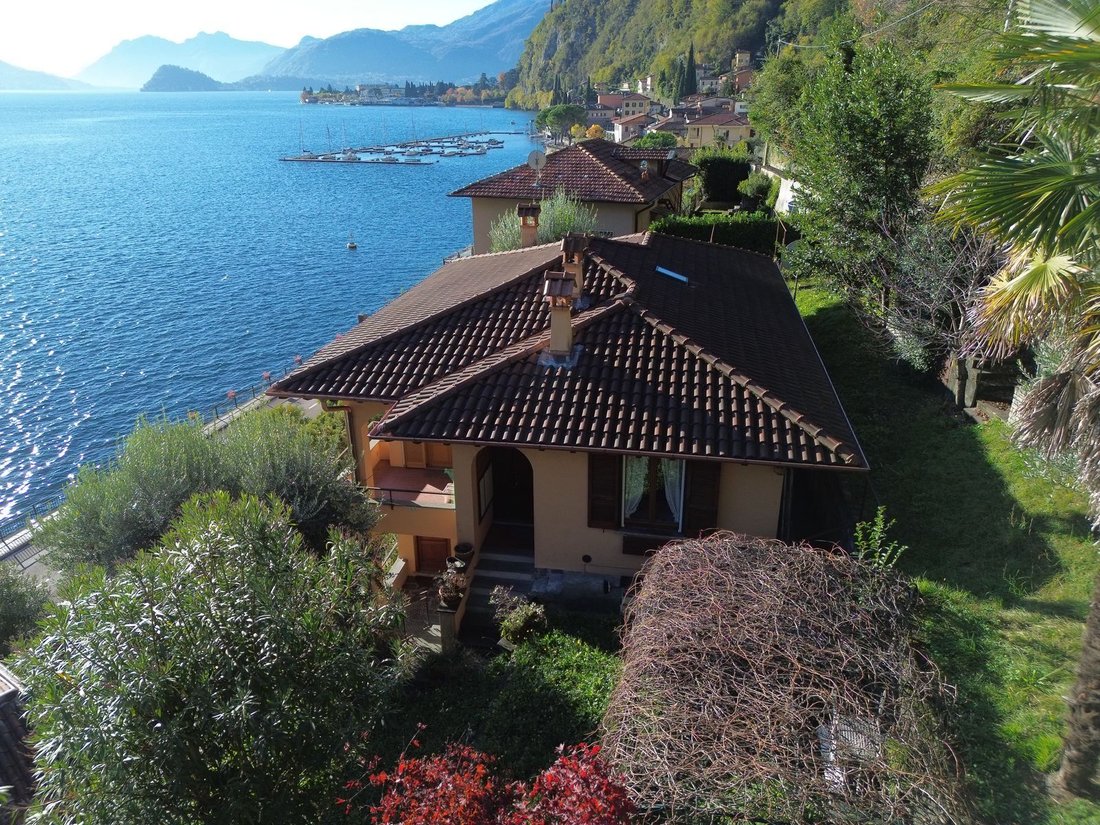 Villa in Menaggio, Lombardy, Italy 1 - 16573857