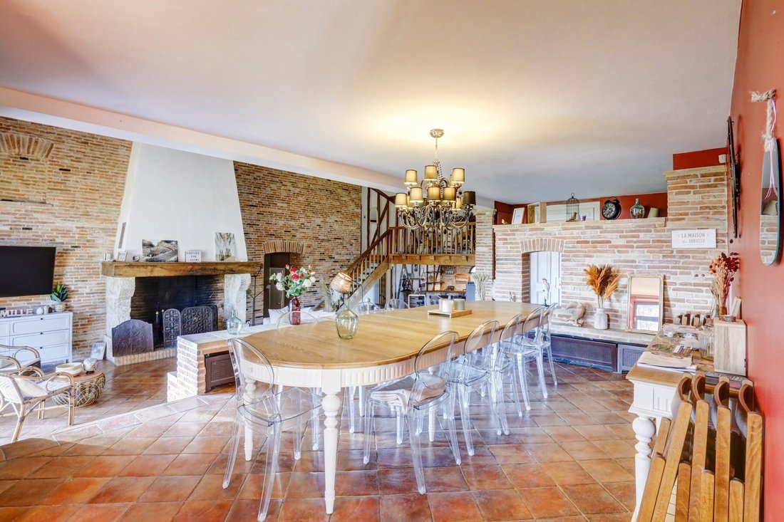 Farm Ranch in Verfeil, Occitania, France 5 - 16573411