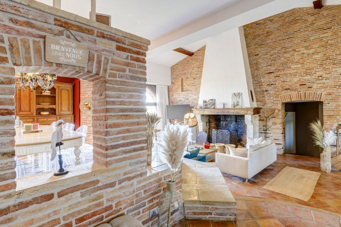 Farm Ranch in Verfeil, Occitania, France 4 - 16573411
