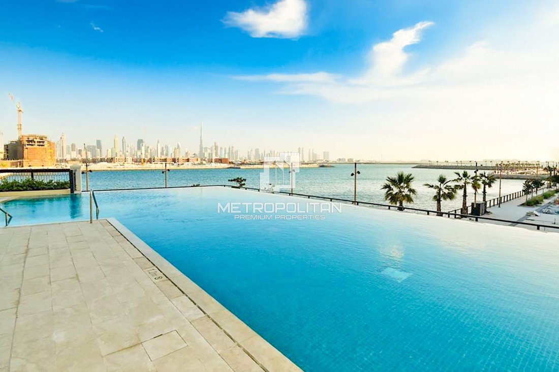 Apartment in Jumeirah, Dubai, United Arab Emirates 1 - 15386523
