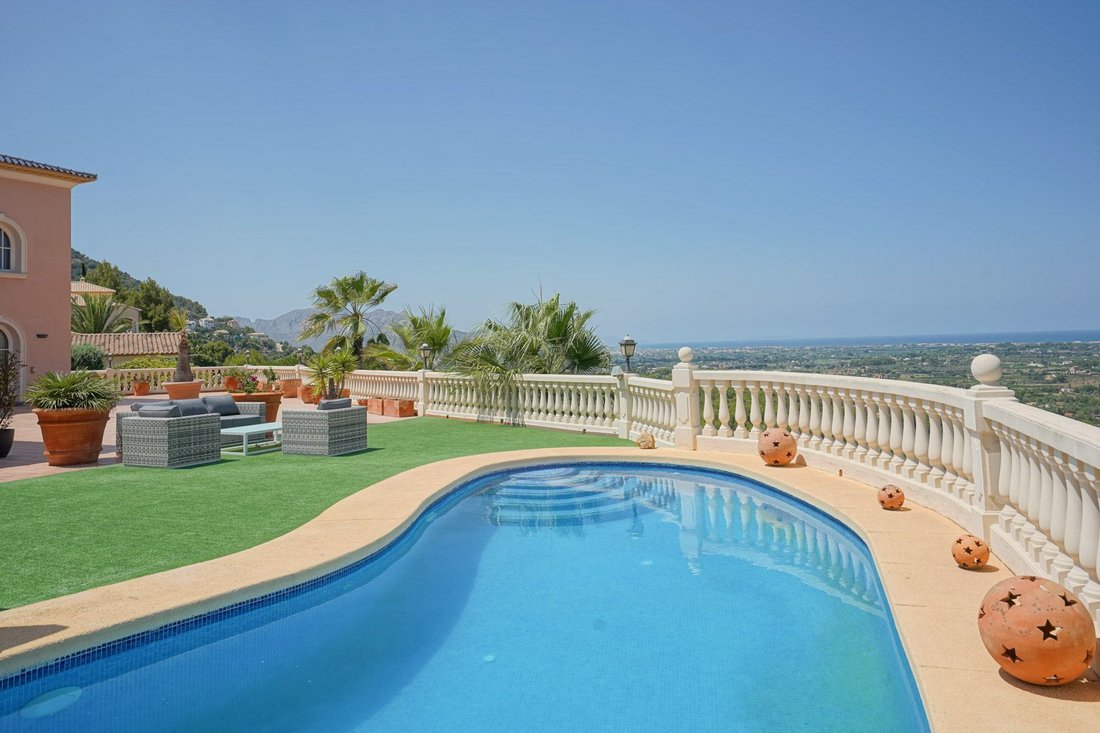 Villa in Muntanya de la Sella, Pedreguer, Valencian Community 1 - 16573978