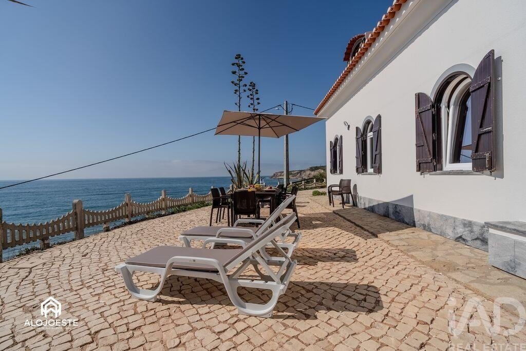 Townhouse in Sao Pedro da Cadeira, Lisbon, Portugal 3 - 16574219