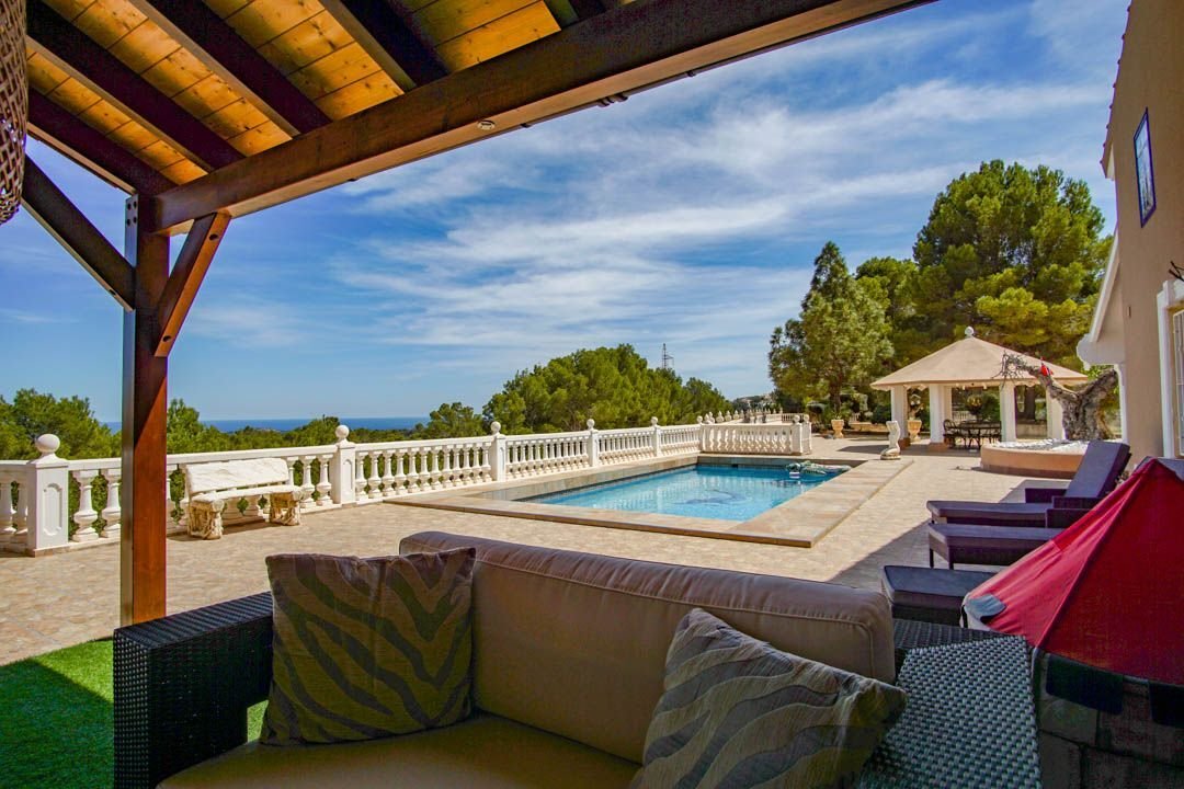 Villa in la Nucia, Valencian Community, Spain 2 - 16573995